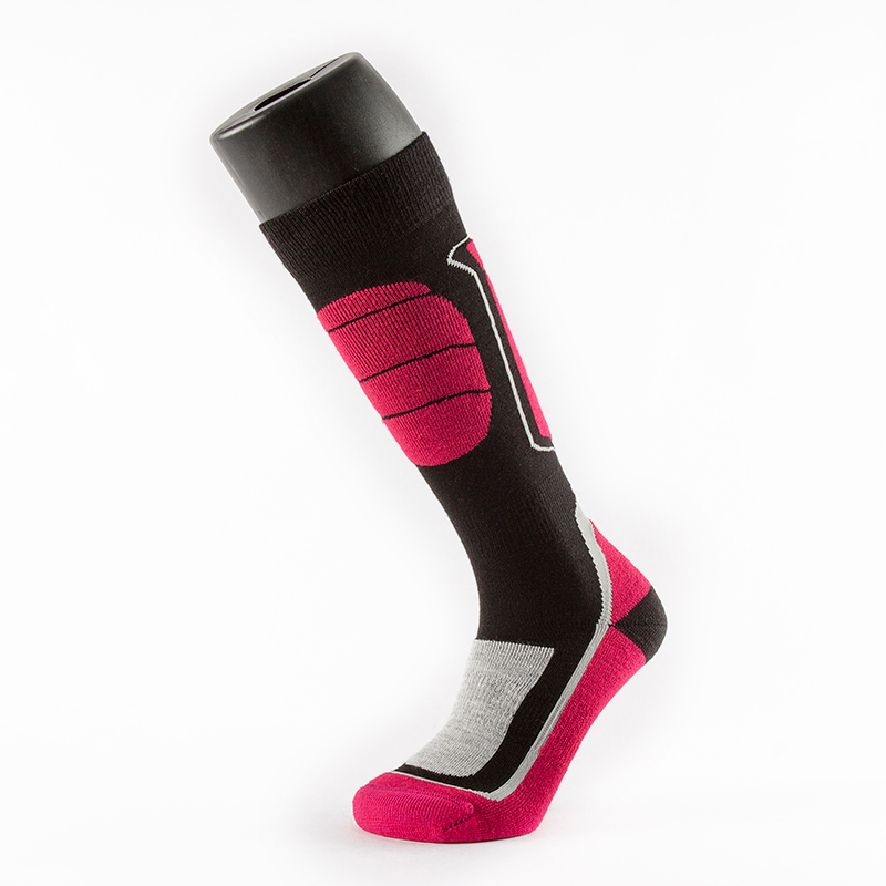 OEM Skiing Socks Factory: Crafting High-Performance Custom Ski Socks for Your Brand